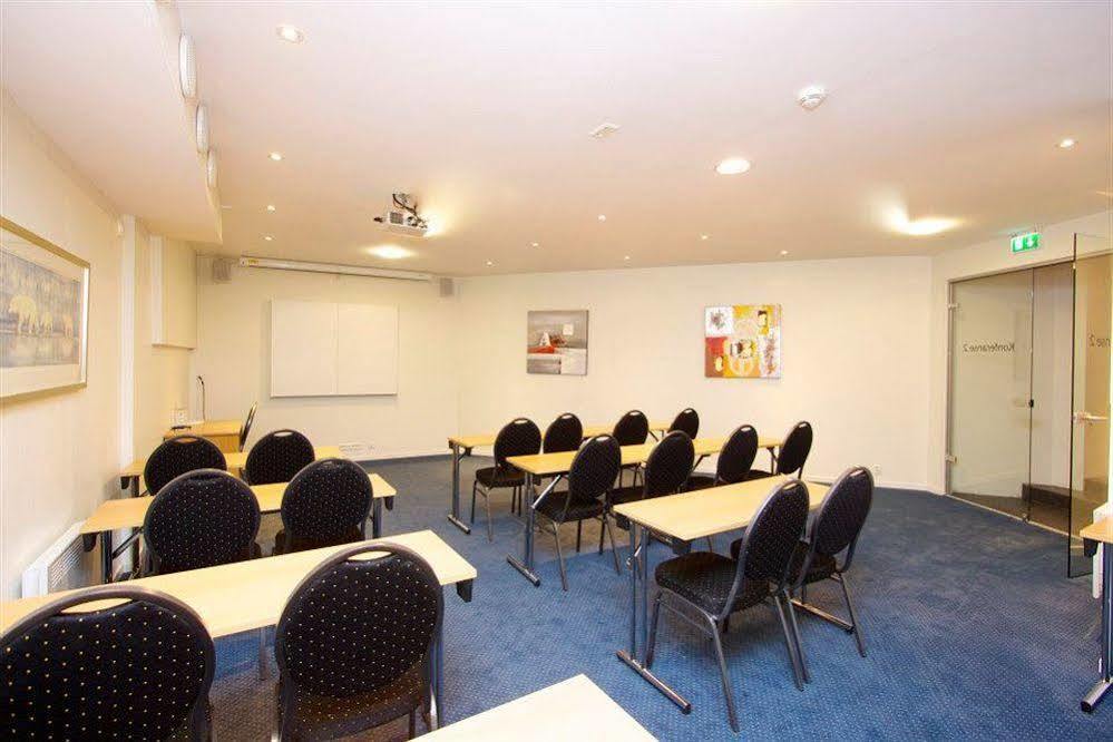 Astoria Hotel كريستيانسوند المظهر الخارجي الصورة